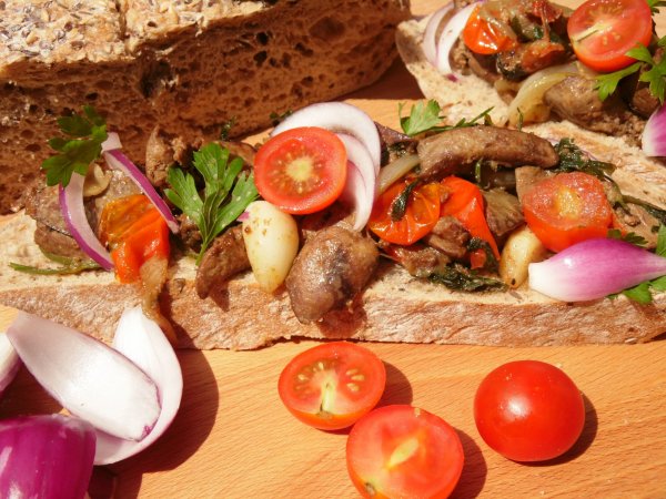 gastrobertollini_csirkemáj_izelito2_